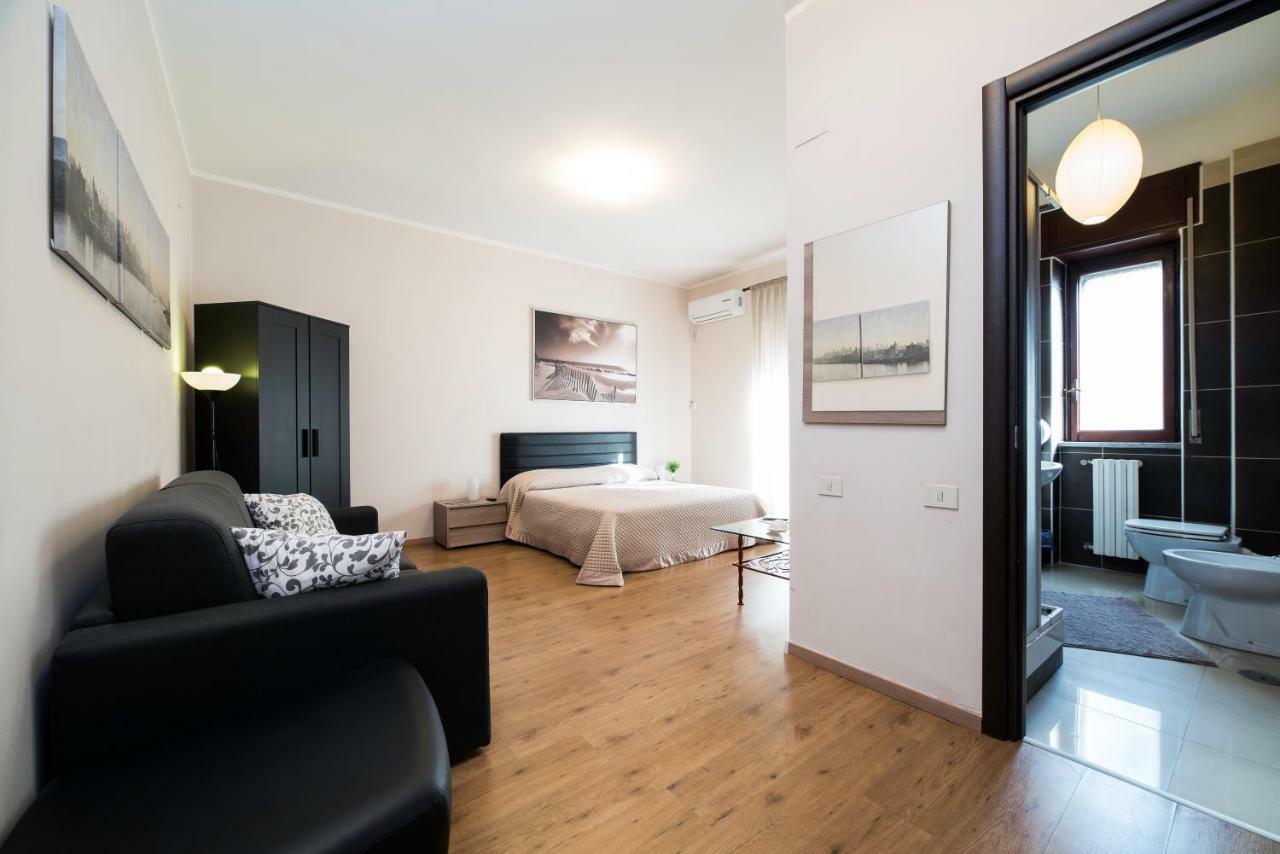 B&B In Centro 33 萨莱诺 外观 照片