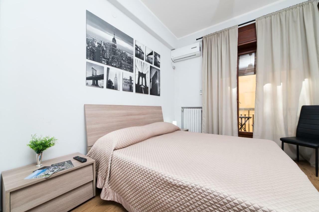 B&B In Centro 33 萨莱诺 外观 照片