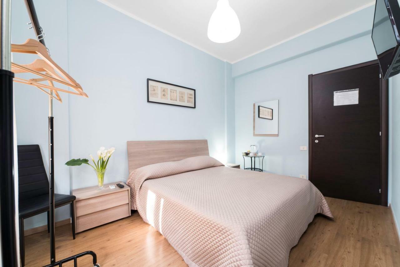 B&B In Centro 33 萨莱诺 外观 照片