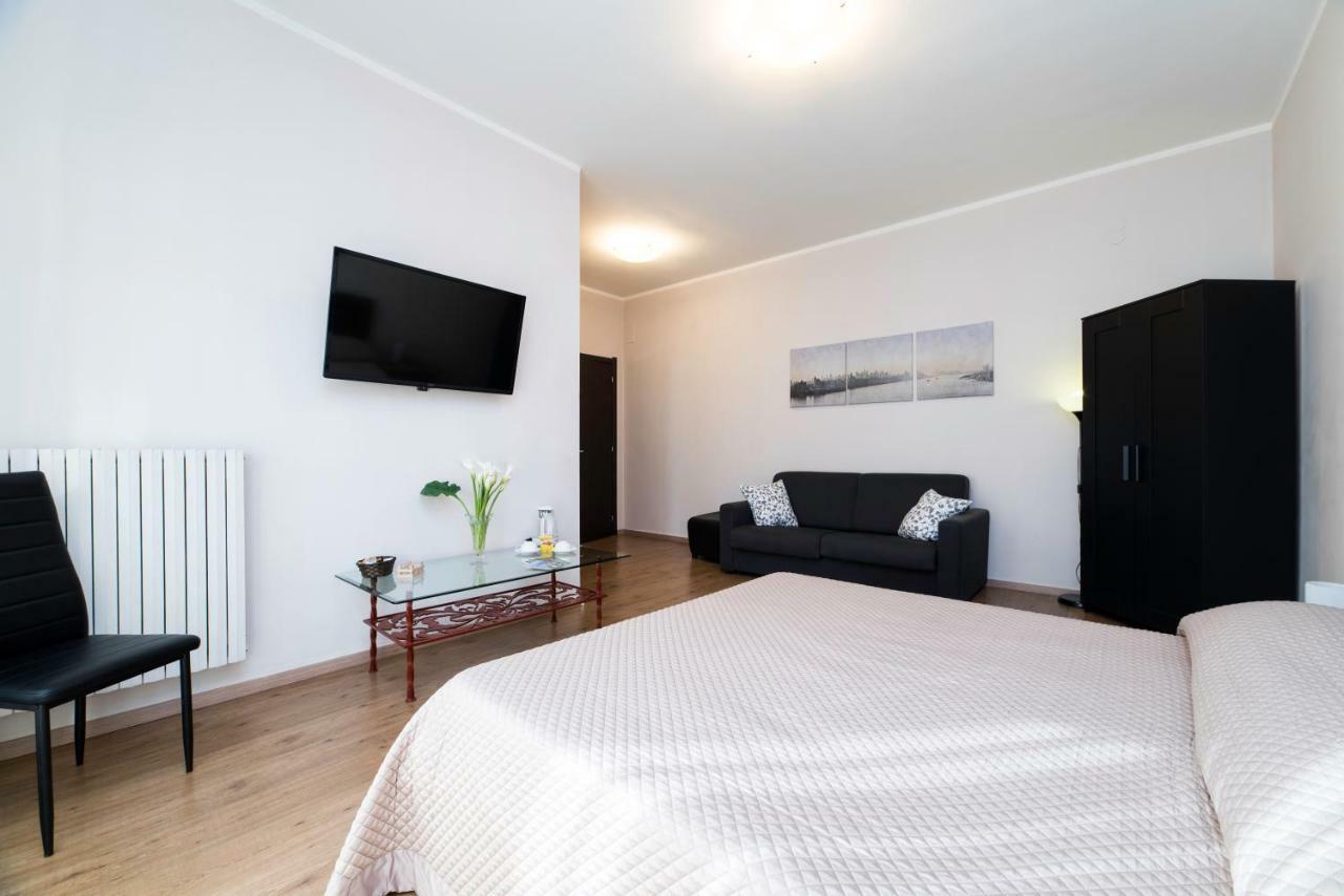 B&B In Centro 33 萨莱诺 外观 照片
